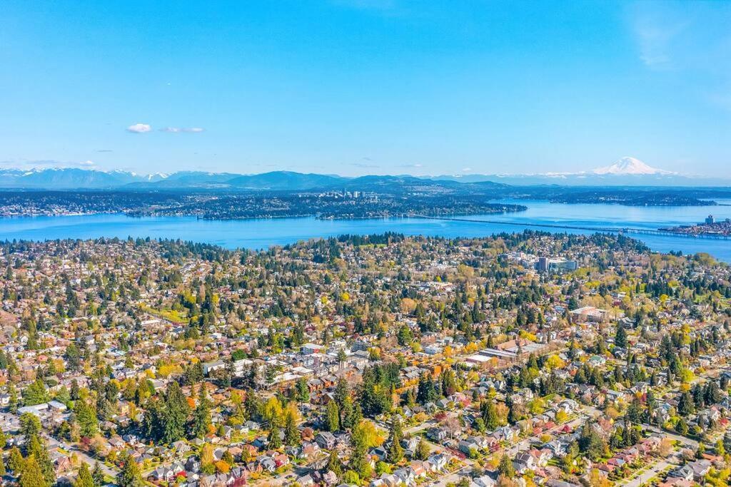 Lilac In Law, Picturesque Lower Unit Seattle Buitenkant foto